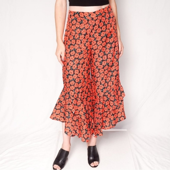 Anthropologie Pants - ETT:TWA Anthropologie Virginie Flared Poppy Print Pants
